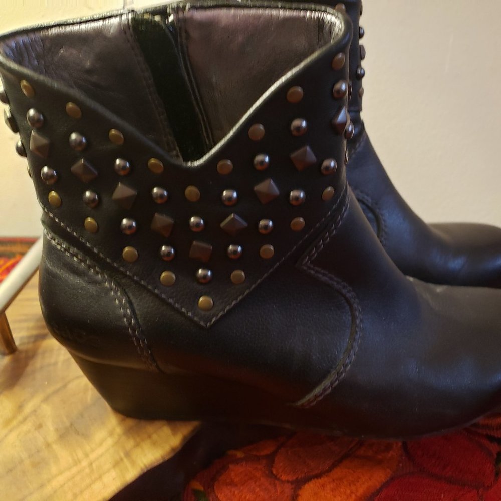 Taos  brand studded wedge black ankle boots
